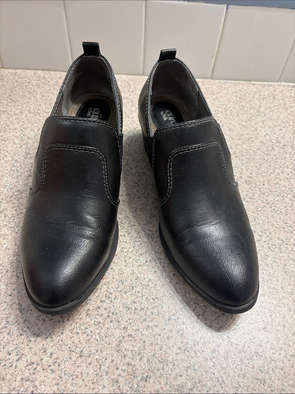 Classic Black Slip-On Women's Loafers with Subtle Stitch Detail